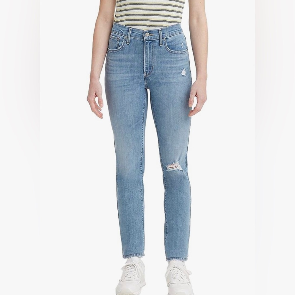 Levi’s Women's 724 High Rise Straight Jeans